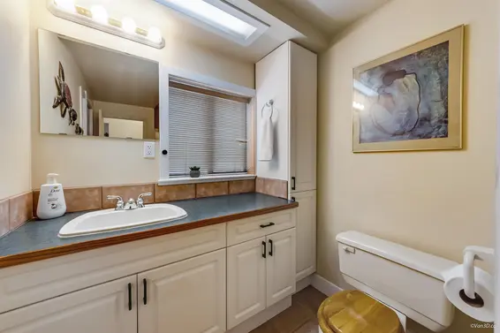 4585 Raeburn Street, North Vancouver For Sale - image 18