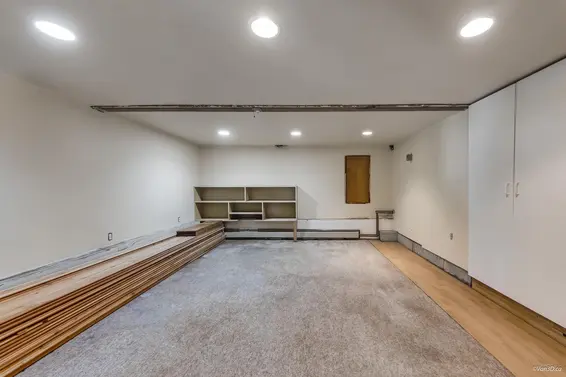 4585 Raeburn Street, North Vancouver For Sale - image 30