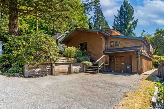 4585 Raeburn Street, North Vancouver For Sale - image 33