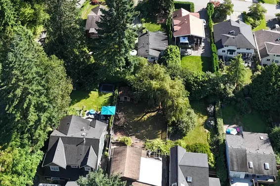 4585 Raeburn Street, North Vancouver For Sale - image 38