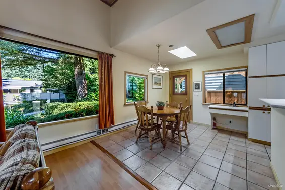 4585 Raeburn Street, North Vancouver For Sale - image 5