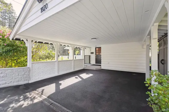 1820 Fulton Avenue, West Vancouver For Sale - image 2