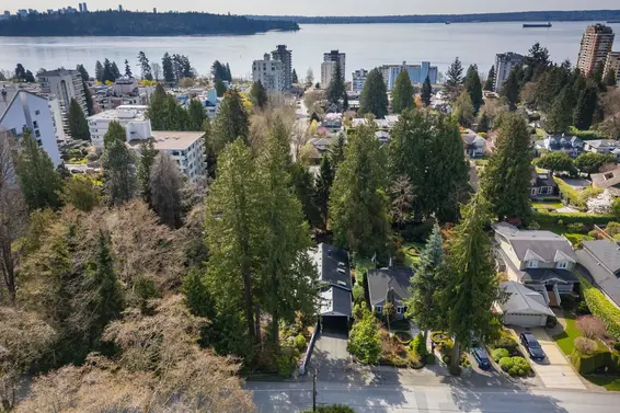 1820 Fulton Avenue, West Vancouver For Sale - image 39