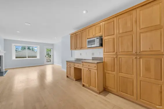 313 East 27 Street, North Vancouver For Sale - image 13