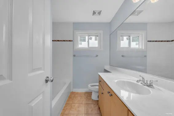 313 East 27 Street, North Vancouver For Sale - image 18