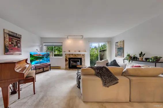 808 Roche Point Drive, North Vancouver For Sale - image 4