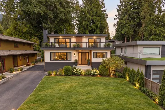 4590 Highland Boulevard, North Vancouver For Sale - image 2