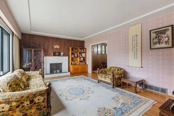 4590 Highland Boulevard, North Vancouver For Sale - image 3