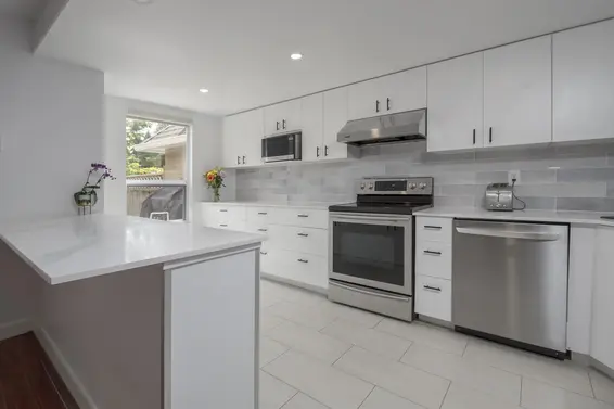 408 3980 Inlet Crescent, North Vancouver For Sale - image 6