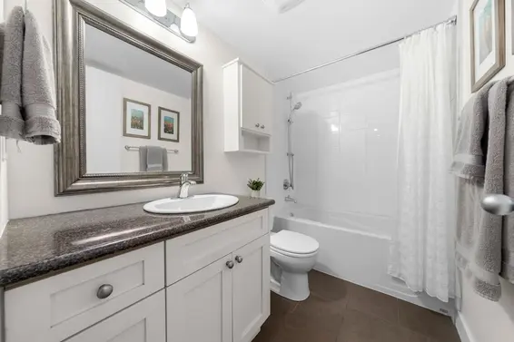 909 East Keith Road, North Vancouver For Sale - image 23