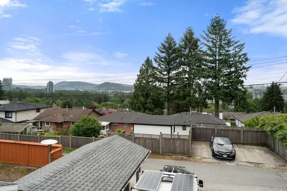 909 East Keith Road, North Vancouver For Sale - image 28