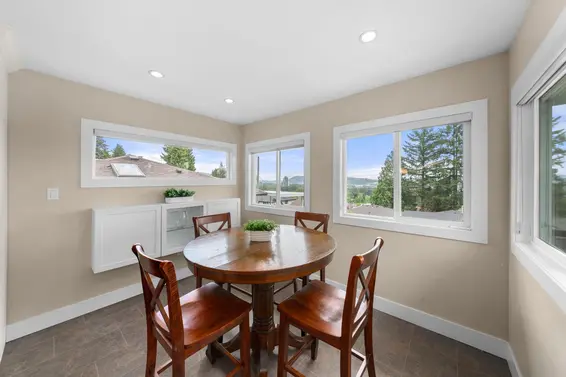 909 East Keith Road, North Vancouver For Sale - image 6