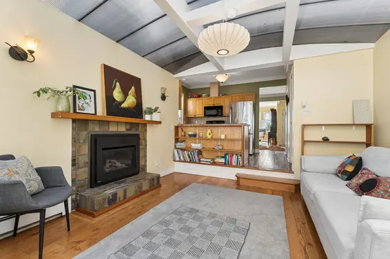 408 East 2nd Street, North Vancouver For Sale - image 19