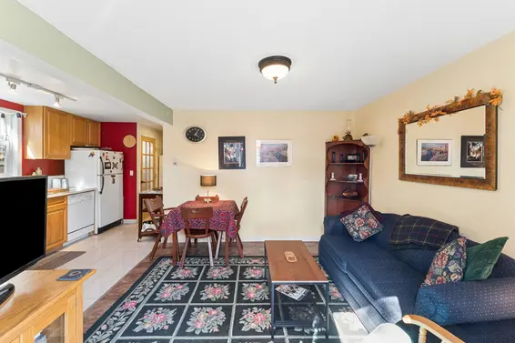 408 East 2nd Street, North Vancouver For Sale - image 33