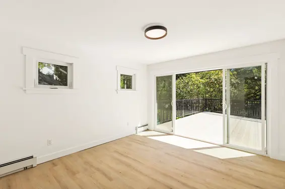 4990 Water Lane, West Vancouver For Sale - image 10