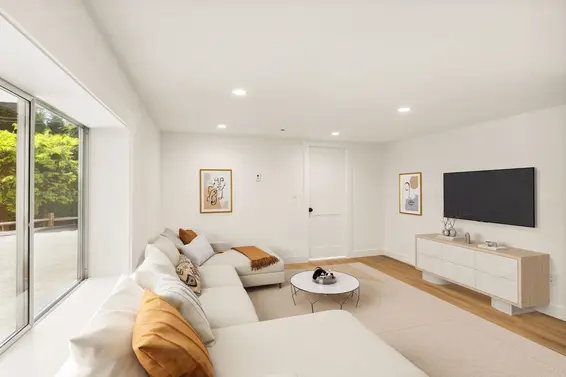 4990 Water Lane, West Vancouver For Sale - image 19