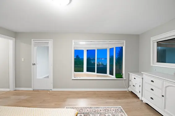 2365 Queens Avenue, West Vancouver For Sale - image 14