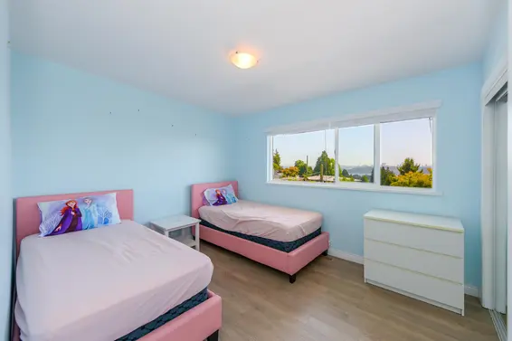 2365 Queens Avenue, West Vancouver For Sale - image 19