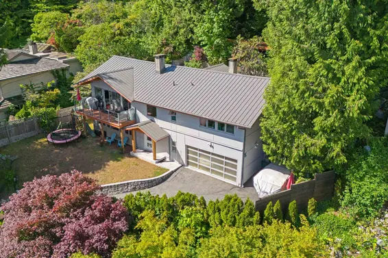 3907 Bayridge Place, West Vancouver For Sale - image 27