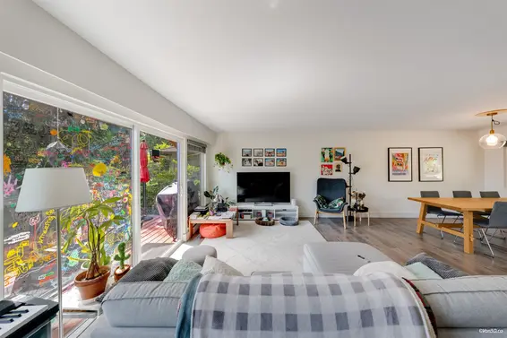 3907 Bayridge Place, West Vancouver For Sale - image 5