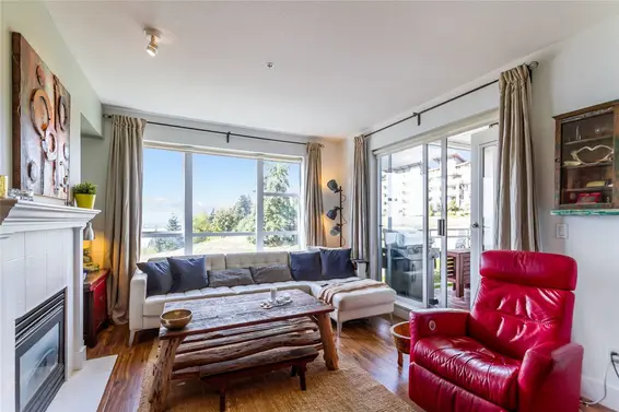 302 3608 Deercrest Drive, North Vancouver For Sale - image 5