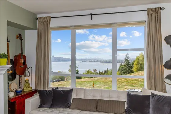 302 3608 Deercrest Drive, North Vancouver For Sale - image 6