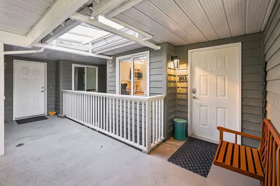 203 1513 Bowser Avenue, North Vancouver For Sale - image 19