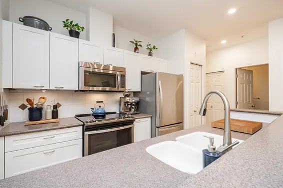 202 131 West 3rd Street, North Vancouver For Sale - image 19