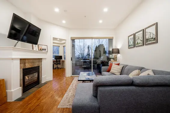 202 131 West 3rd Street, North Vancouver For Sale - image 7