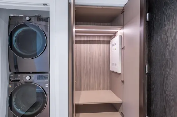 3002 1500 Fern Street, North Vancouver For Sale - image 11