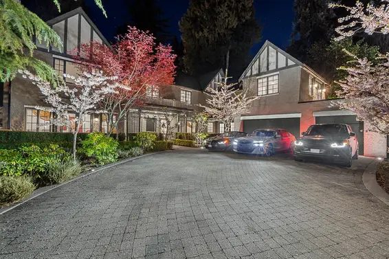 4035 Marine Drive, West Vancouver