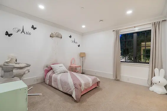 4035 Marine Drive, West Vancouver For Sale - image 30