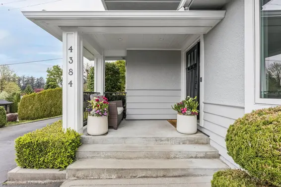 4384 Highland Boulevard, North Vancouver For Sale - image 2
