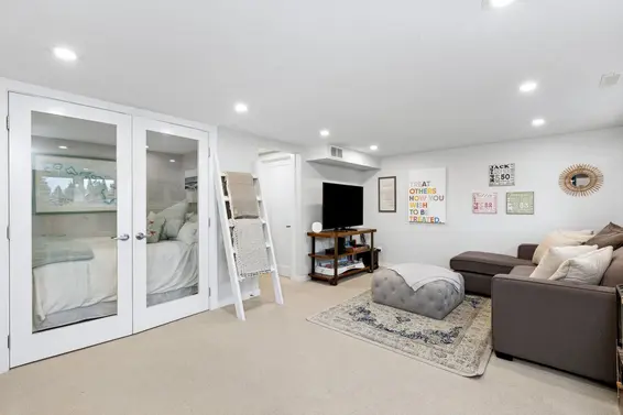 4384 Highland Boulevard, North Vancouver For Sale - image 22