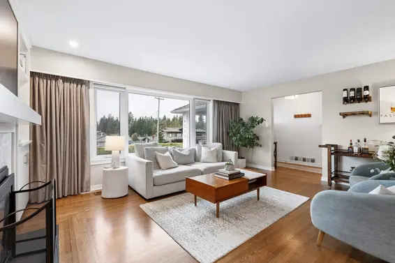 4384 Highland Boulevard, North Vancouver For Sale - image 6