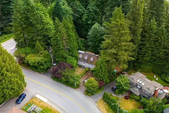 3095 Plymouth Drive, North Vancouver For Sale - image 6