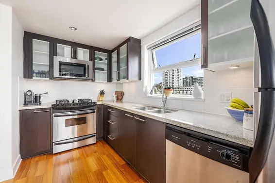 701 121 West 16th Street, North Vancouver For Sale - image 15