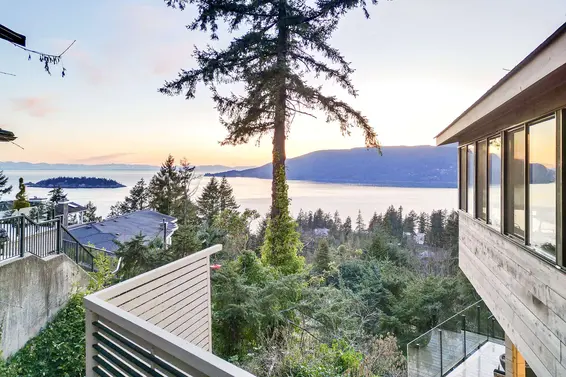 6011 Eagleridge Drive, West Vancouver For Sale - image 39