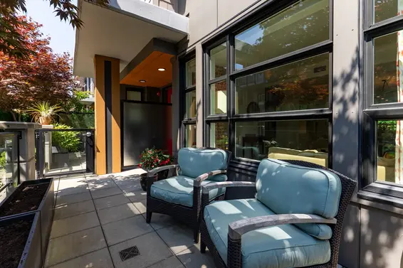 204 1055 Ridgewood Drive, North Vancouver For Sale - image 3
