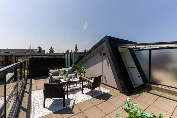 204 1055 Ridgewood Drive, North Vancouver For Sale - image 32