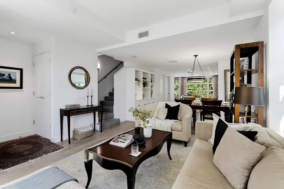 204 1055 Ridgewood Drive, North Vancouver For Sale - image 7