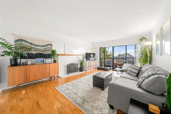 204 150 East 5th Street, North Vancouver For Sale - image 11