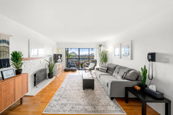204 150 East 5th Street, North Vancouver For Sale - image 12