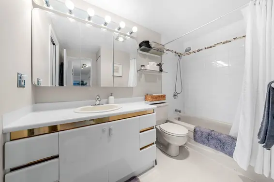 204 150 East 5th Street, North Vancouver For Sale - image 33