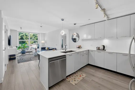 305 1177 Marine Drive, North Vancouver For Sale - image 10