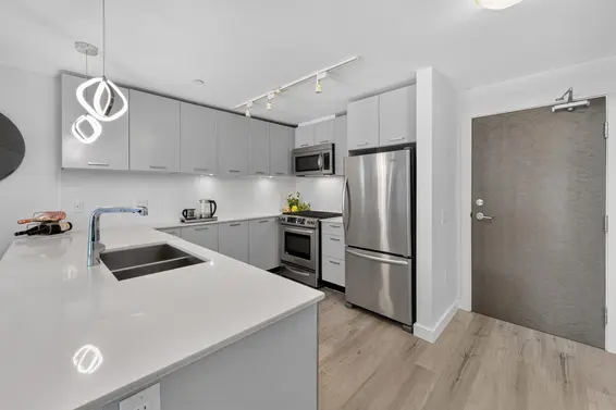 305 1177 Marine Drive, North Vancouver For Sale - image 8