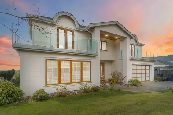 4231 Chelsea Crescent, North Vancouver