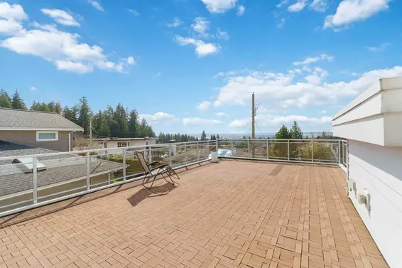 4231 Chelsea Crescent, North Vancouver For Sale - image 12