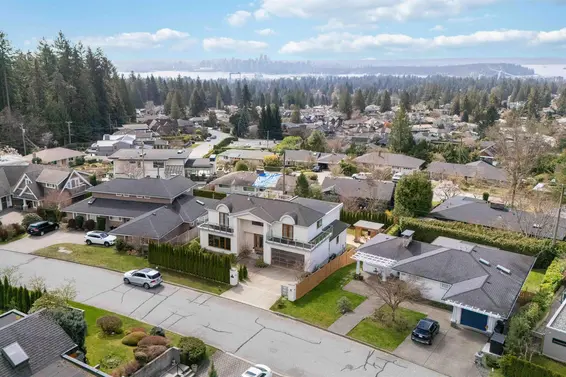 4231 Chelsea Crescent, North Vancouver For Sale - image 18