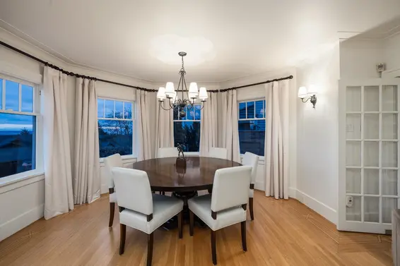 402 Brand Street, North Vancouver For Sale - image 14